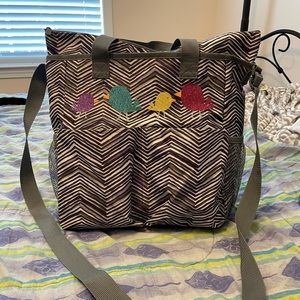 Crossbody Organizing Tote in Zig Zag Zoom